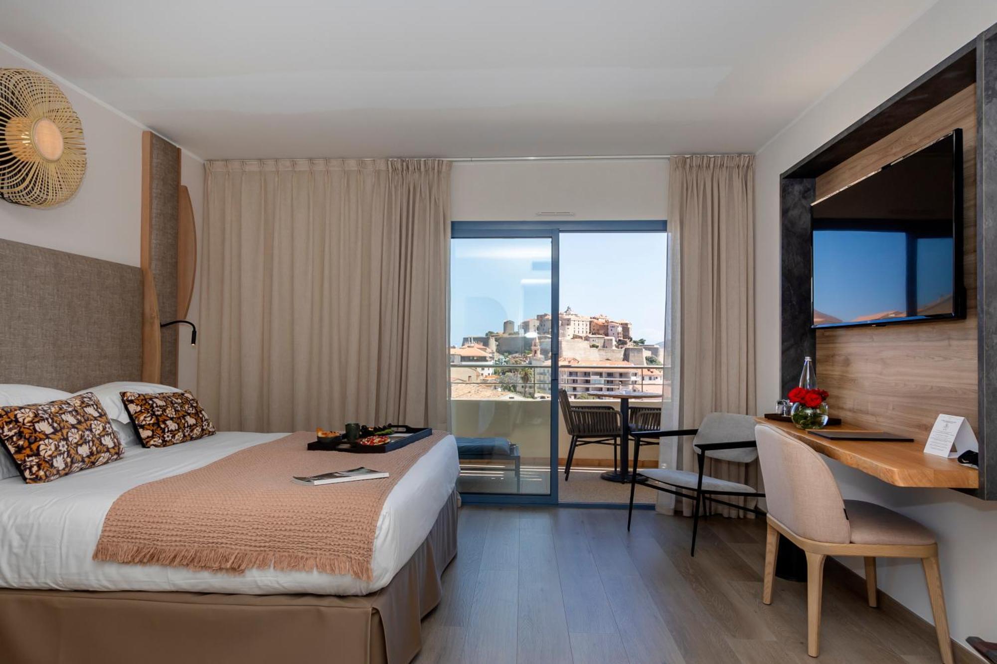 Hotel L'Acquale 칼비 외부 사진